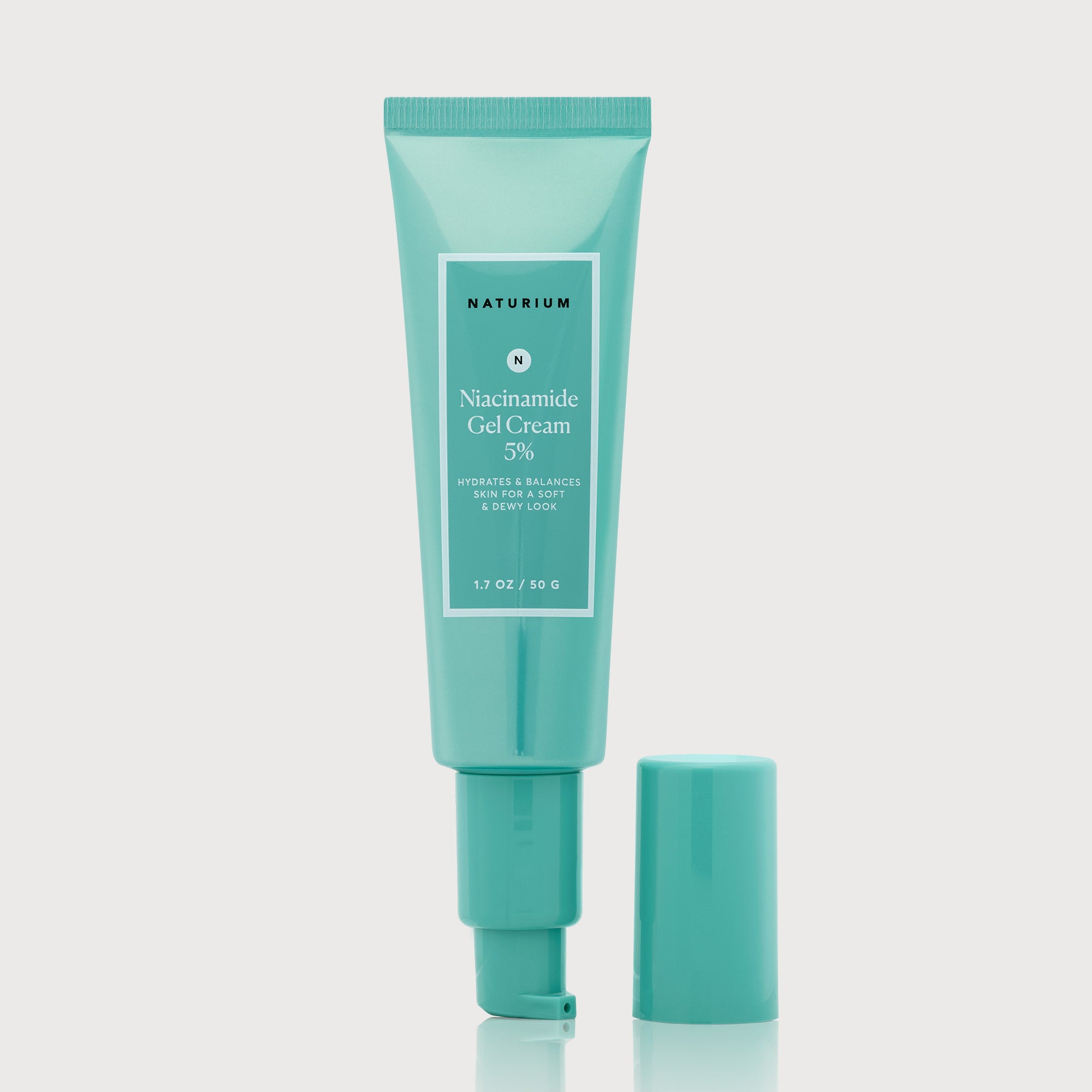 NATR_NiaGelCream_tube_frontCapOff_bonebkgd